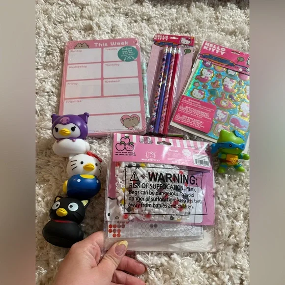 Bundle Of 6 Piece Jelly Kitty Sanrio Fun Notepad, Stickers, Ducks, Craft Kit NWT - Picture 4 of 4